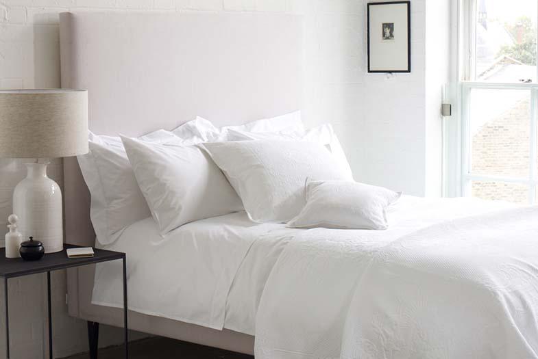 แต่งคอนโด รับหน้าร้อน ประหยัดไฟ