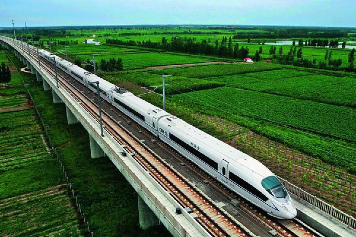 รูปบทความ สภาพัฒน์อนุมัติรถไฟไทย-จีน รอ ครม.เคาะ 1.79 แสนล้าน