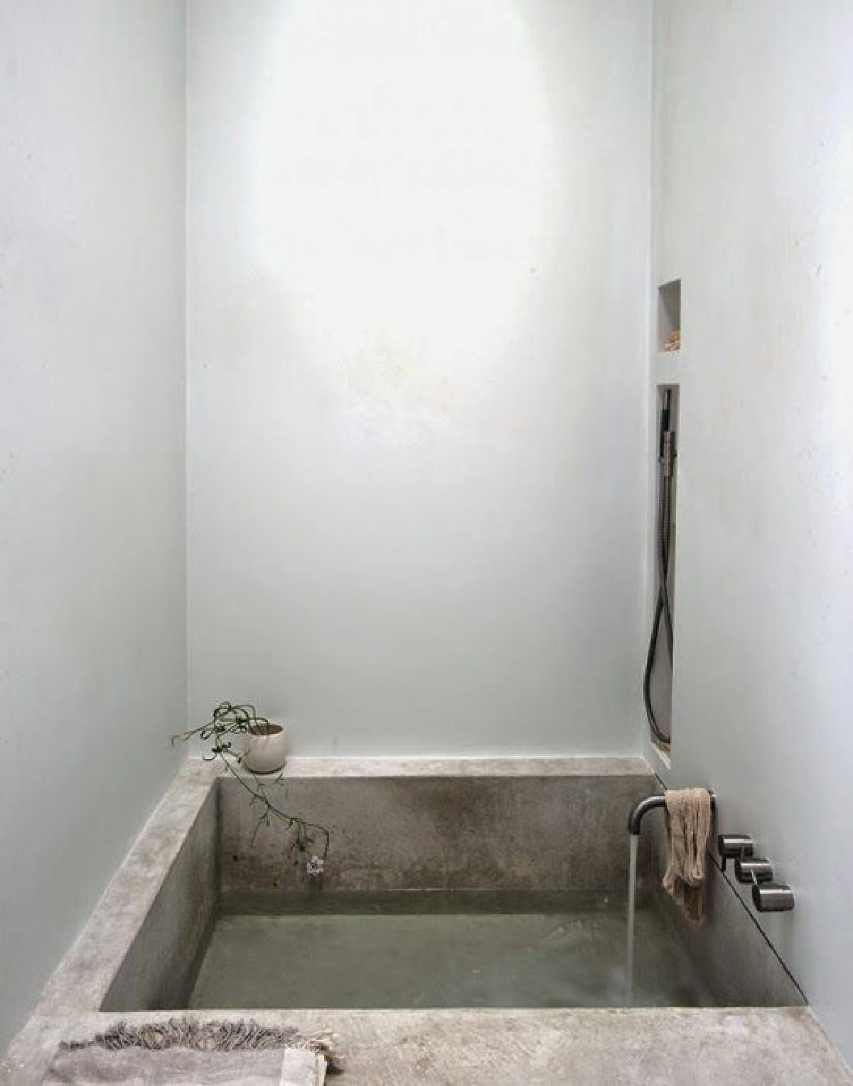 ไอเดียแต่งห้องน้ำคอนโด อ่างอาบน้ำ พื้นที่เล็กๆ