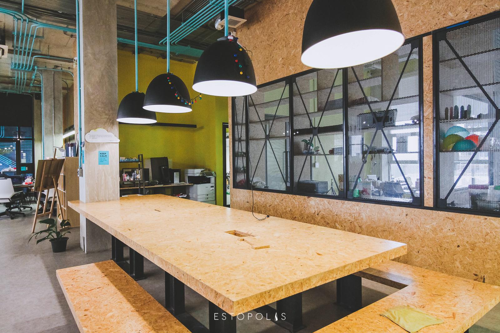 HUBBA-TO Co--working space at ฮาบิโตะ (Habito)