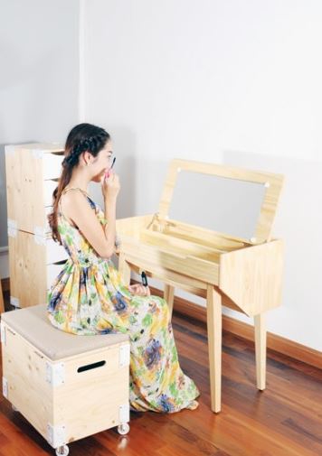 โต๊ะไม้ญี่ปุ่น ทองกร