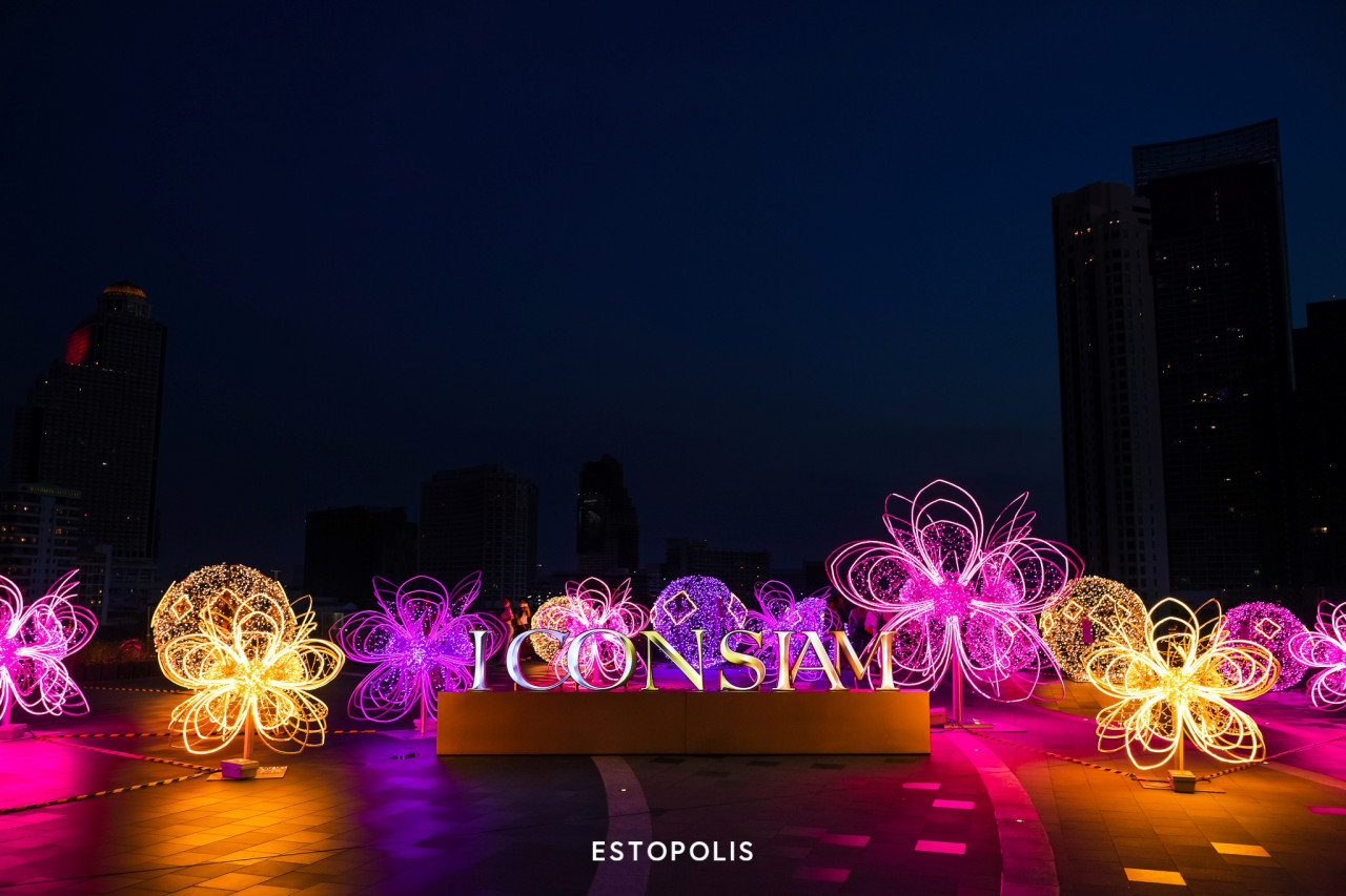 รีวิวเทศกาลงานไฟ ICONSIAM 2020 ลูกบอลไฟ ดอกไม้ไฟ Bangkok Illumination 2020 At ICONSIAM