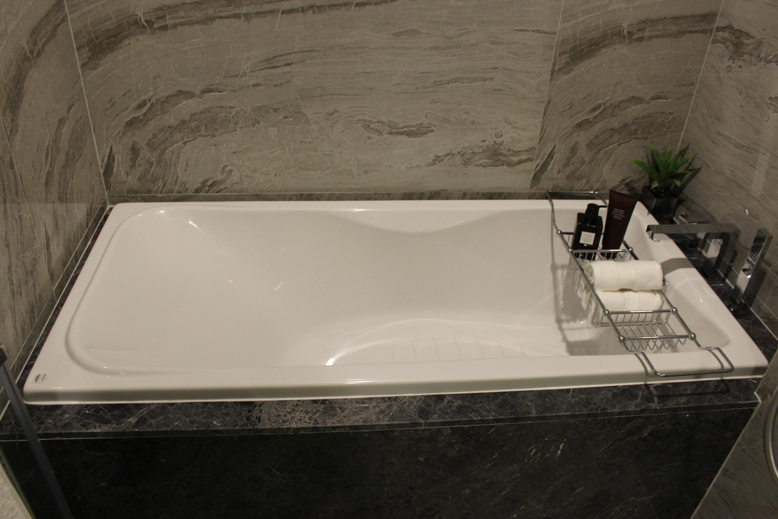 LAVIQ Sukhumvit 57 (ลาวิค สุขุมวิท 57) Luxury คอนโดใจกลางทองหล่อ สัมผัสทุกประสบการณ์เหนือระดับ จาก Real Asset