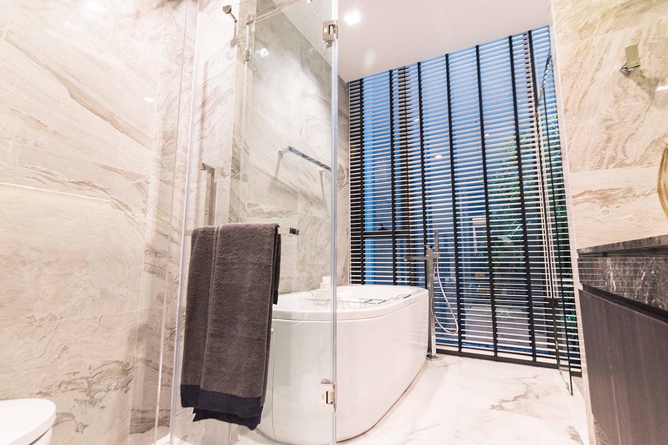 LAVIQ Sukhumvit 57 (ลาวิค สุขุมวิท 57) Luxury คอนโดใจกลางทองหล่อ สัมผัสทุกประสบการณ์เหนือระดับ จาก Real Asset