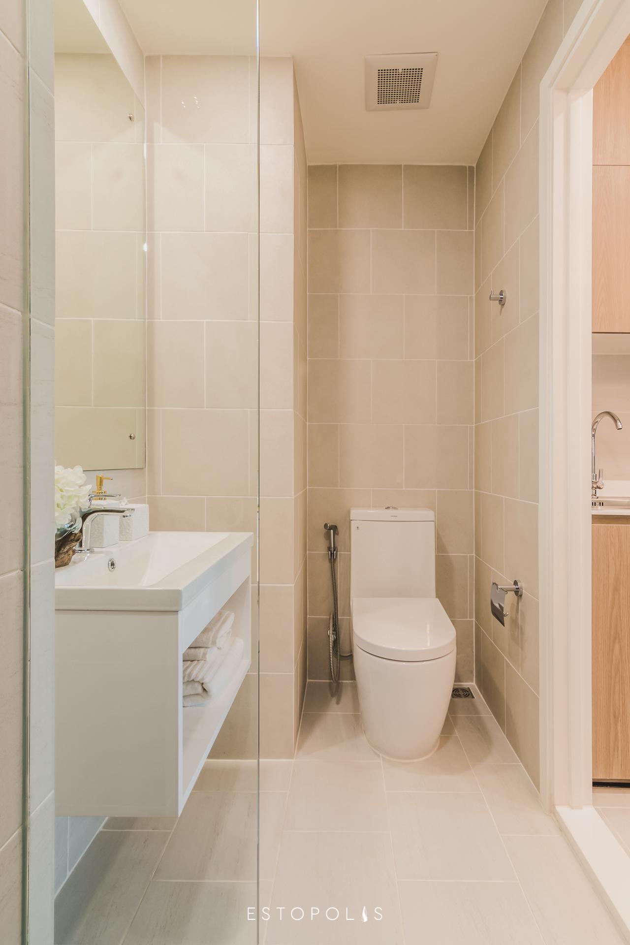 เดอ ลาพีส จรัญ 81 (De Lapis Charan 81)