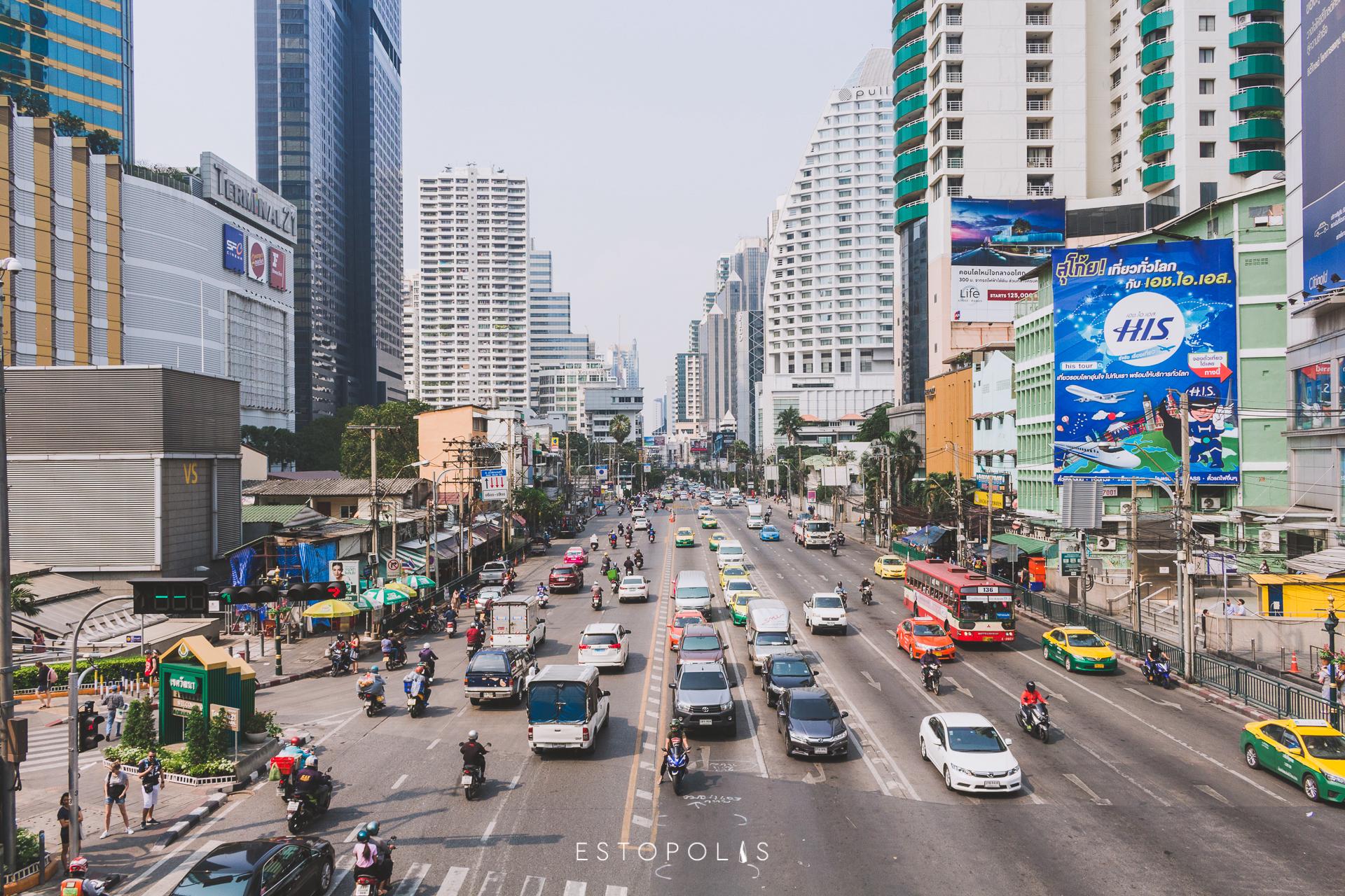 รีวิว คอนโดอโศก สุขุมวิท ติด MRT เพชรบุรี ใกล้รถไฟฟ้า BTS อโศก