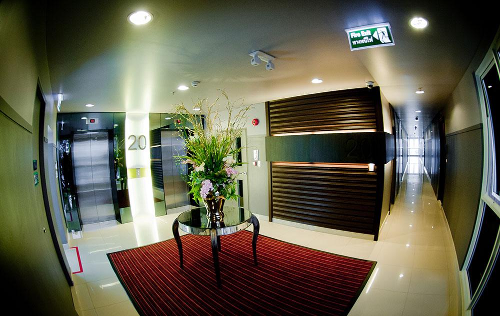 ตัวอย่างของโถงทางเดินของชั้นพักอาศัยของโครงการ The Bloom Sukhumvit 71 (เดอะ บลูม สุขุมวิท 71)