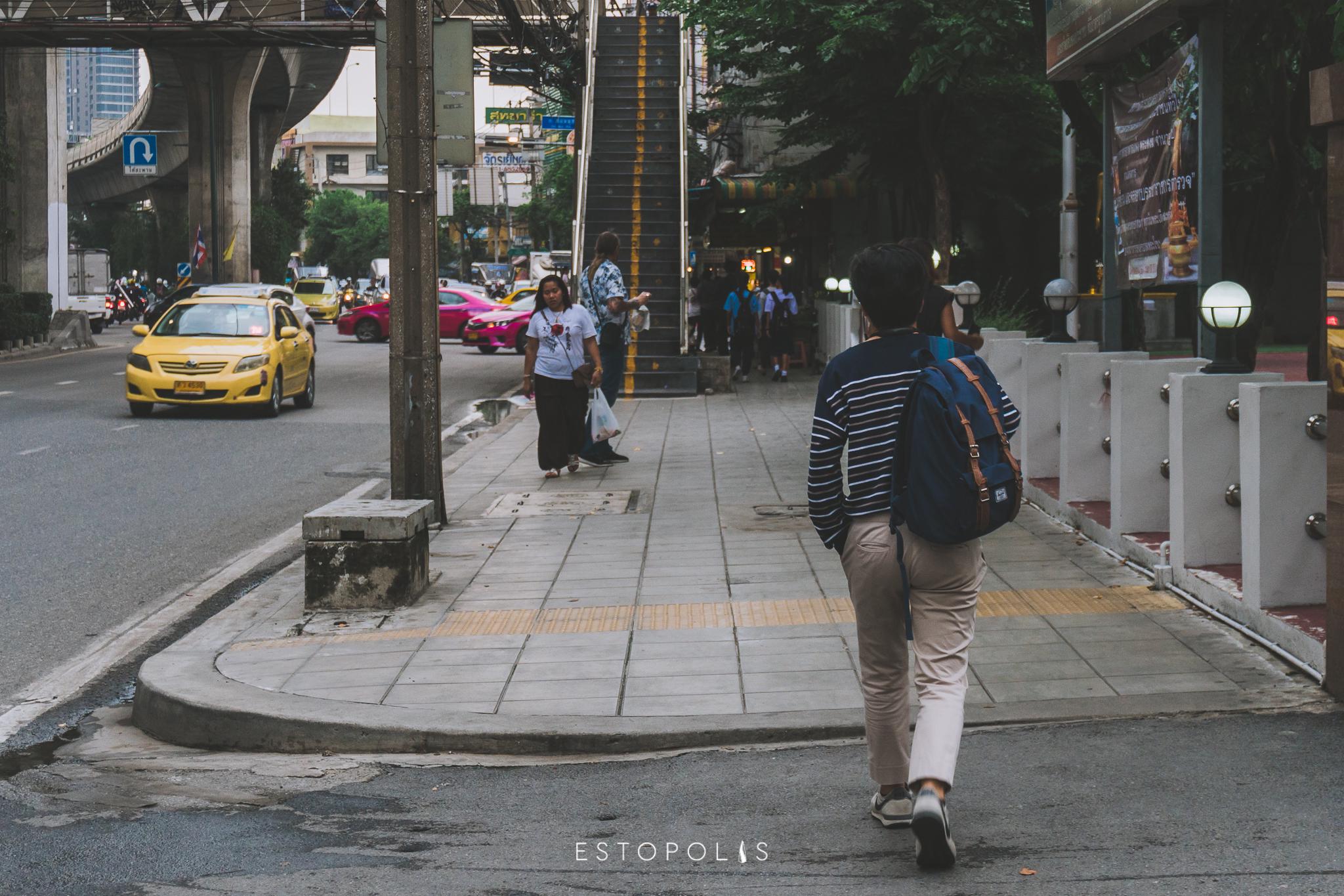 IKON Sukhumvit 77 (ไอคอน สุขุมวิท 77)