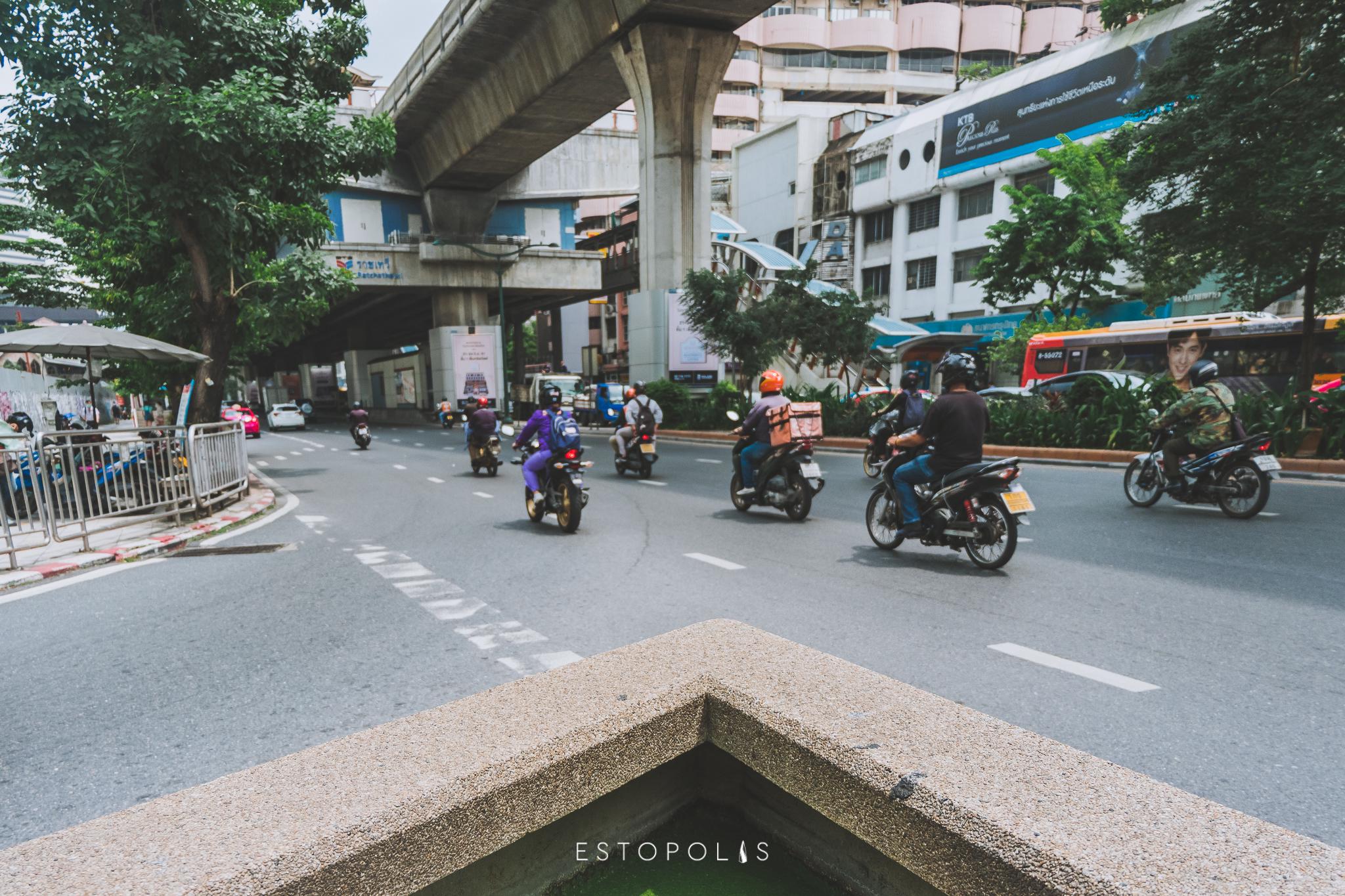 CONNER Ratchathewi (คอนเนอร์ ราชเทวี)