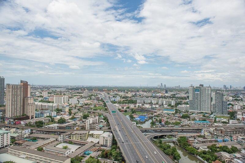 The Base Park West สุขุมวิท 77 สะดวกสำหรับคนทำงานที่ต้องเดินทางอยู่บ่อยๆ