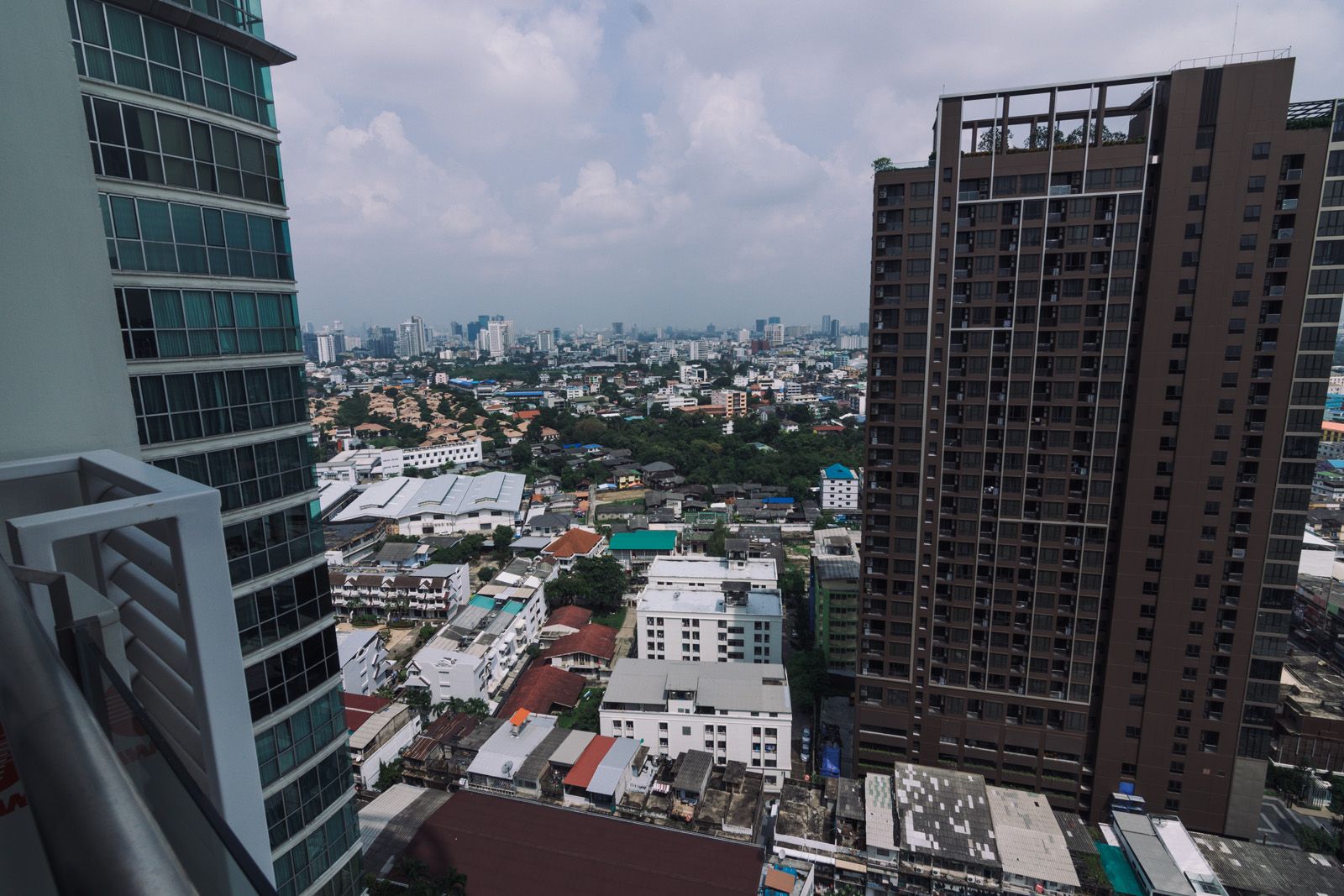 Estopolis-review-condo-Sky-Walk-รีวิวคอนโด-สกายวอล์ค-พระโขนง