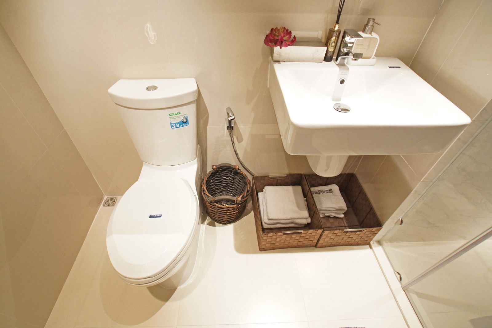 Estopolis-review-condo-The Posh-Twelve