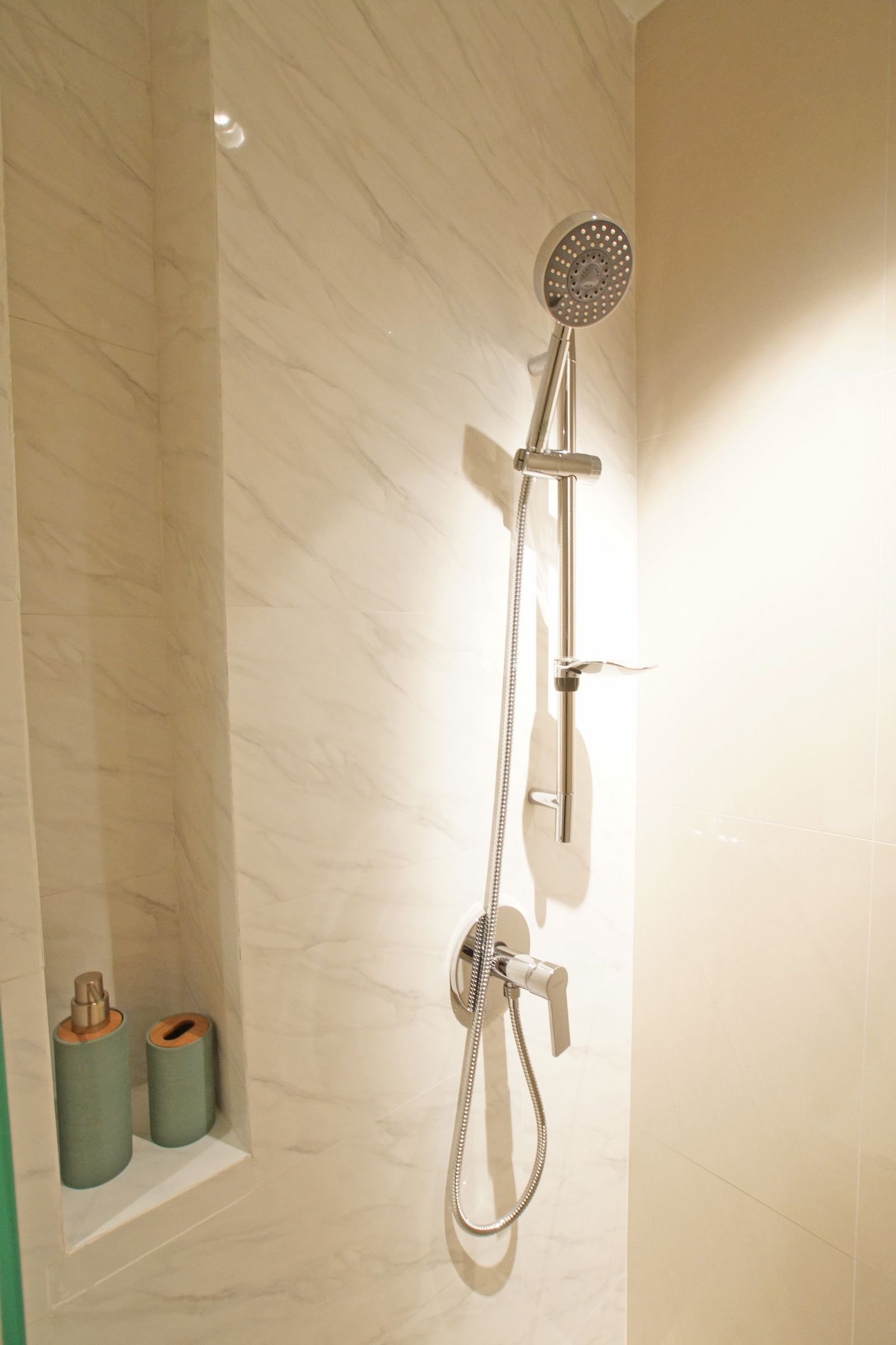 Estopolis-review-condo-The Posh-Twelve