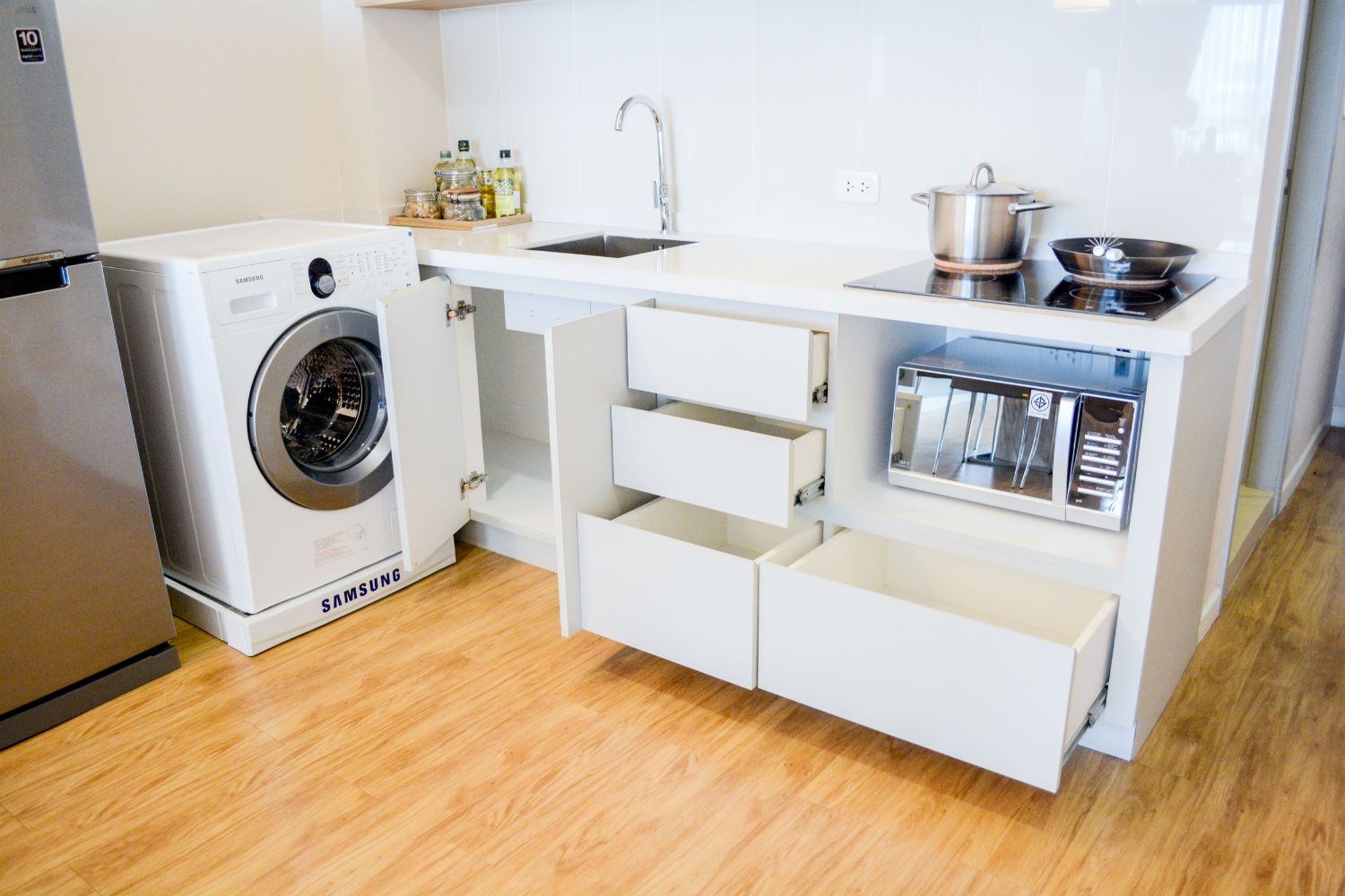 Estopolis-review-condo-siamese-นางลิ้นจี่