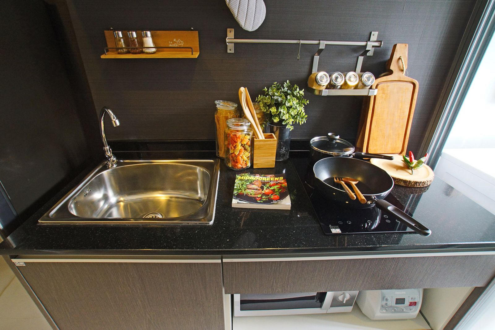 Estopolis-รีวิวคอนโด-review-condo-Moniiq-sukhumvit64-โมนีค-สุขุมวิท64