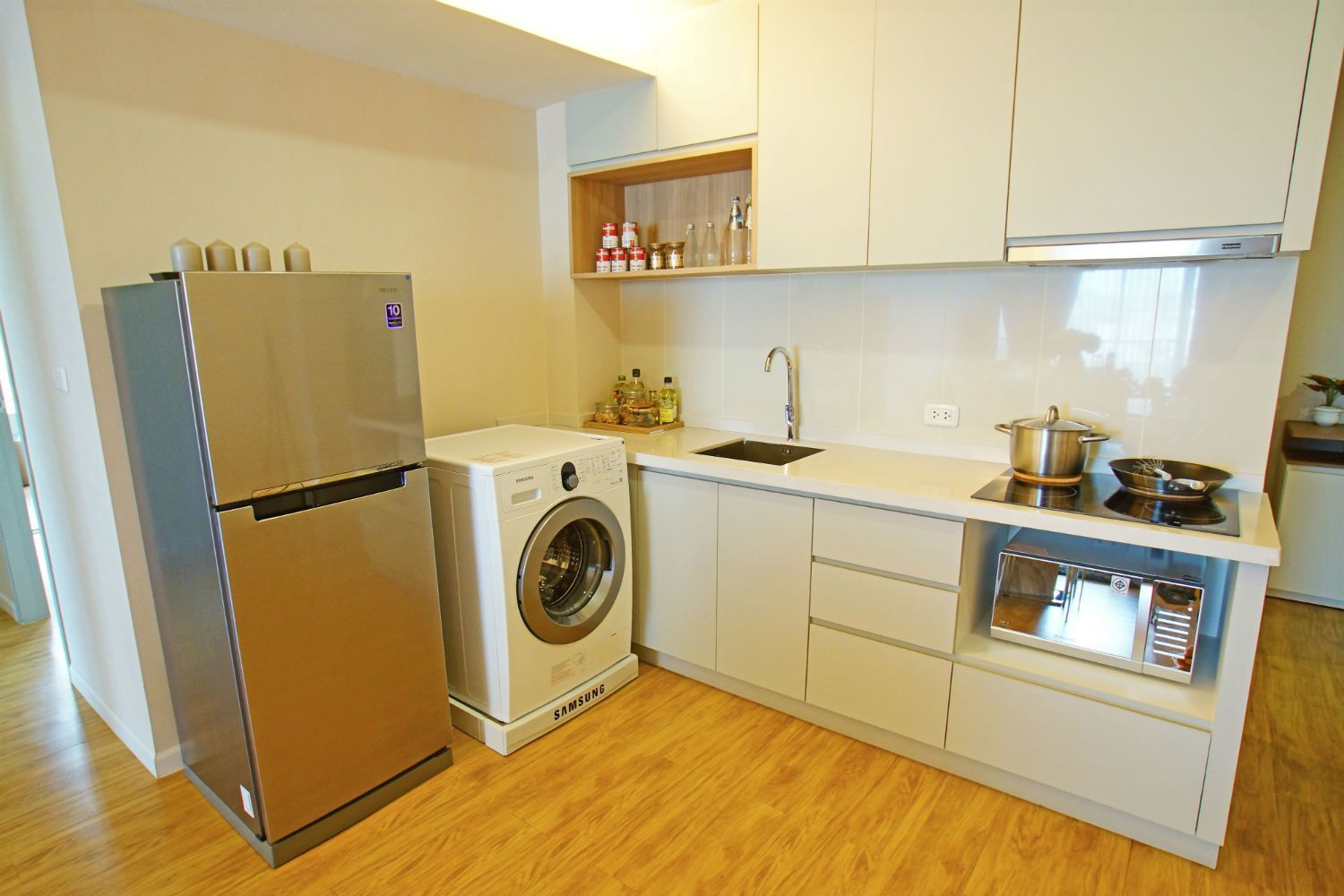 Estopolis-review-condo-siamese-นางลิ้นจี่