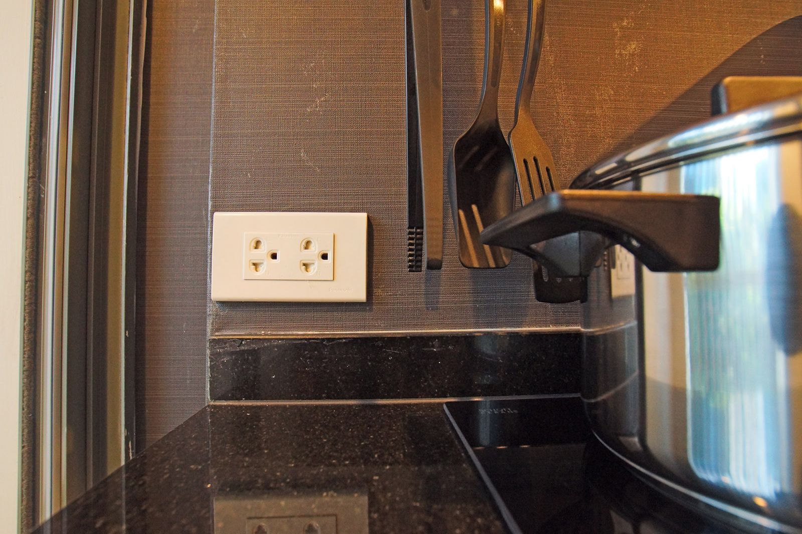 Estopolis-รีวิวคอนโด-review-condo-Moniiq-sukhumvit64-โมนีค-สุขุมวิท64