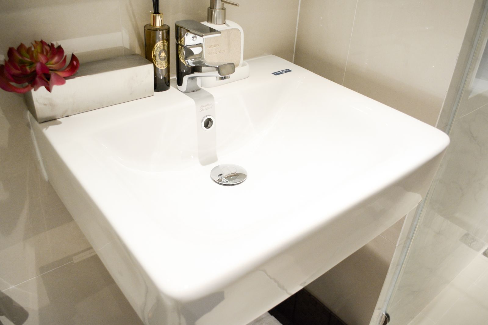Estopolis-review-condo-The Posh-Twelve