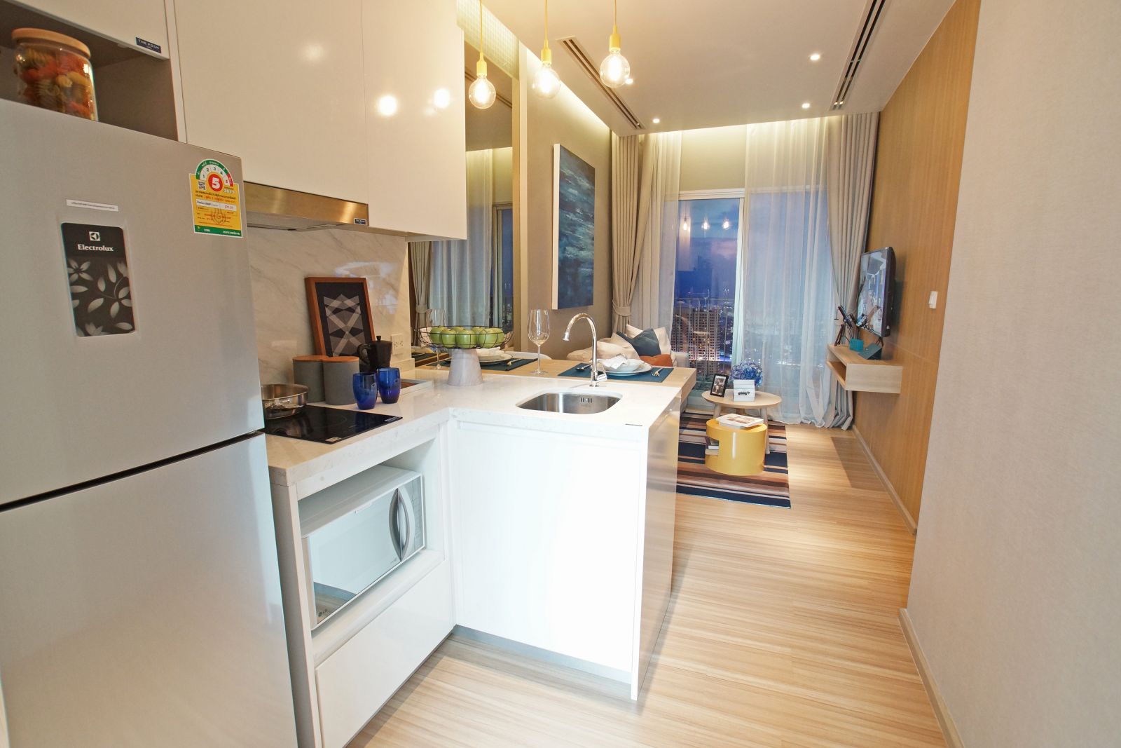 Estopolis-review-condo-The Posh-Twelve