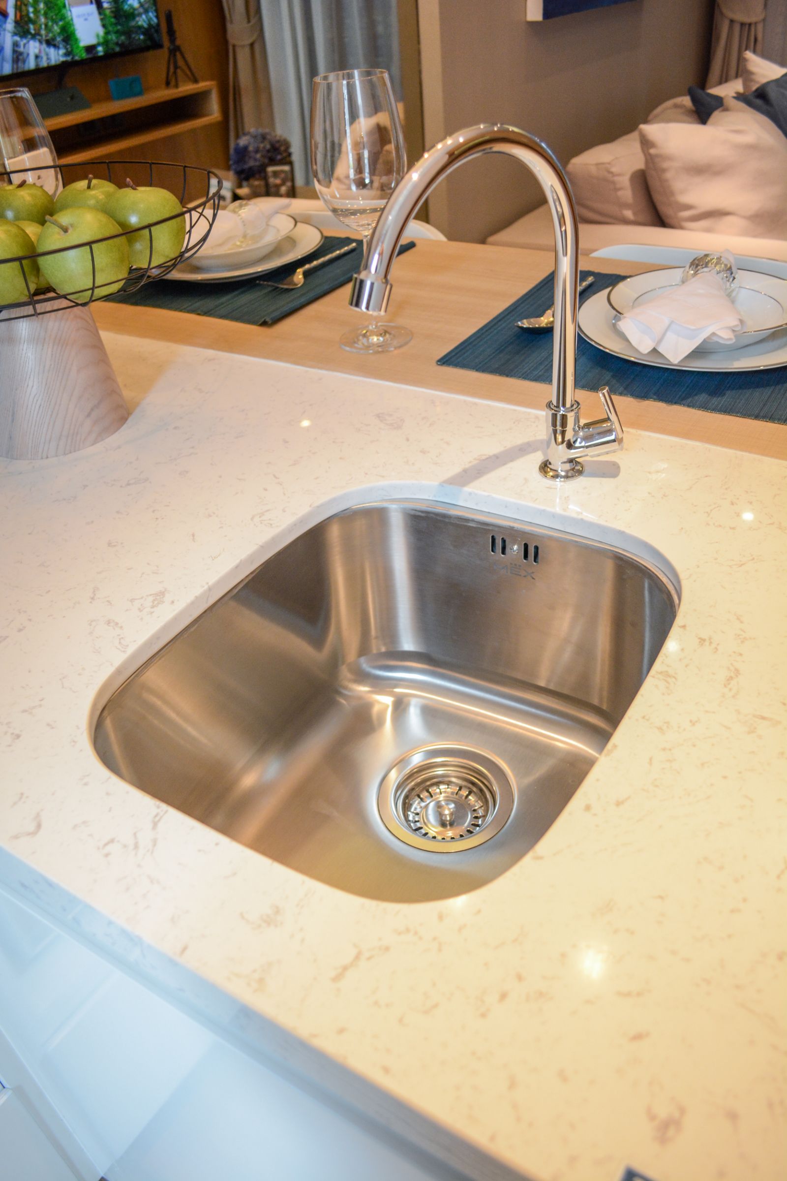 Estopolis-review-condo-The Posh-Twelve