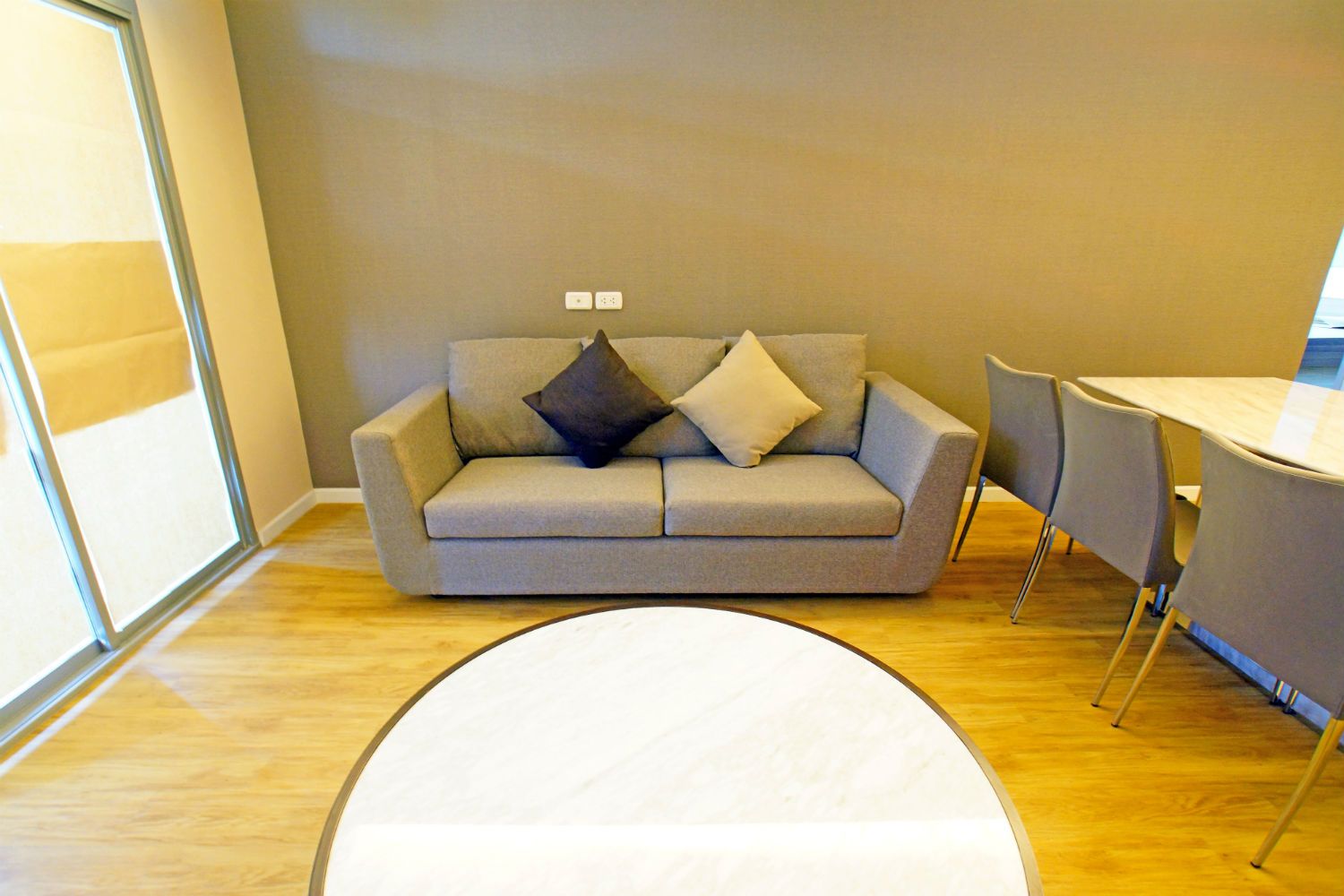 Estopolis-review-condo-siamese-นางลิ้นจี่