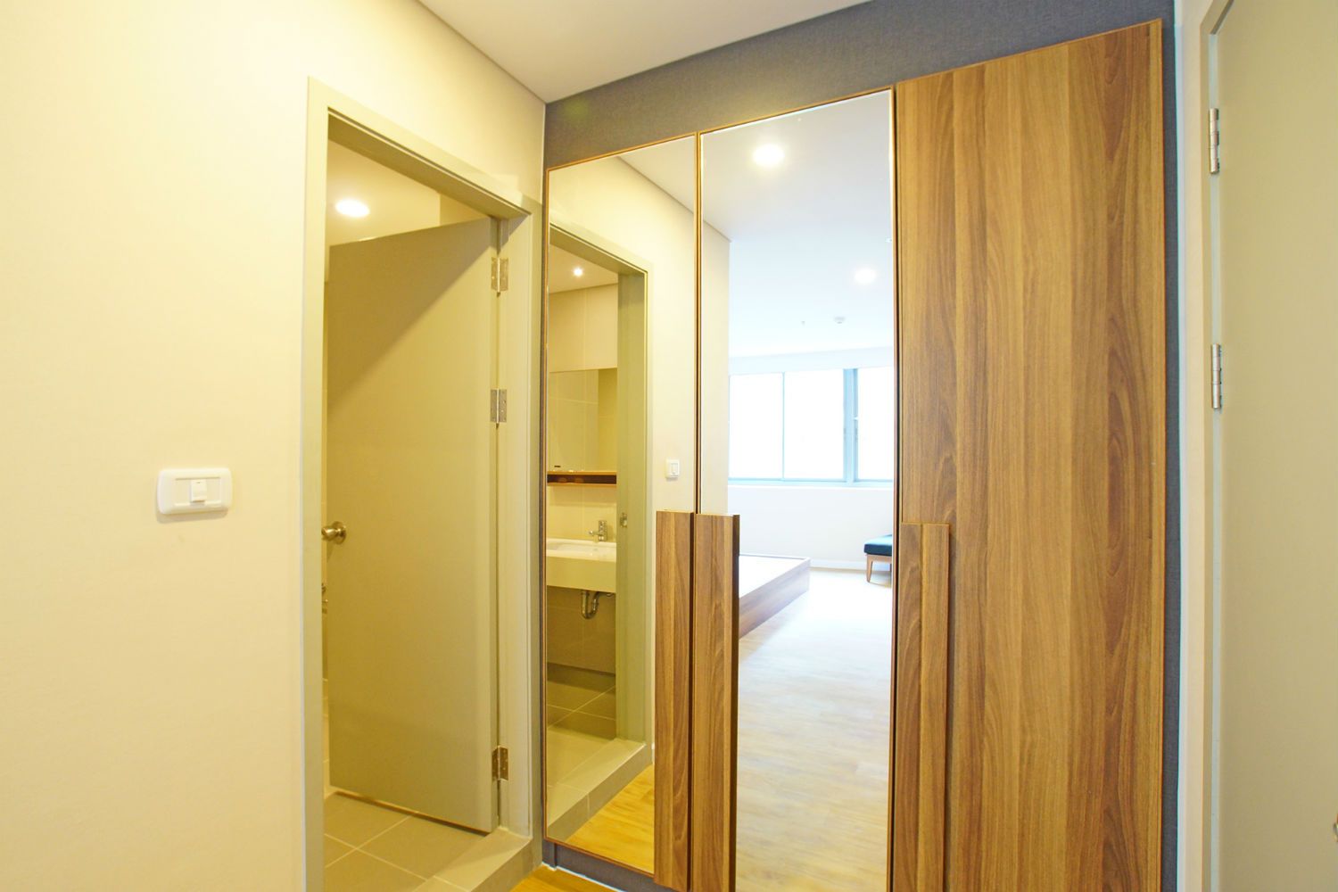 Estopolis-review-condo-siamese-นางลิ้นจี่