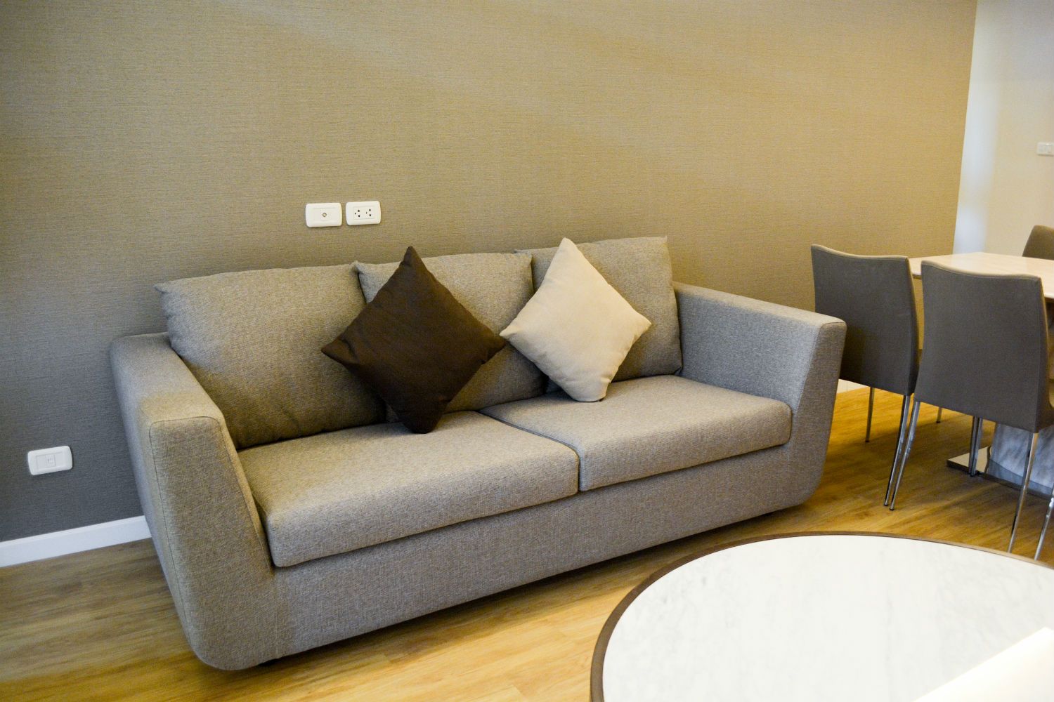 Estopolis-review-condo-siamese-นางลิ้นจี่