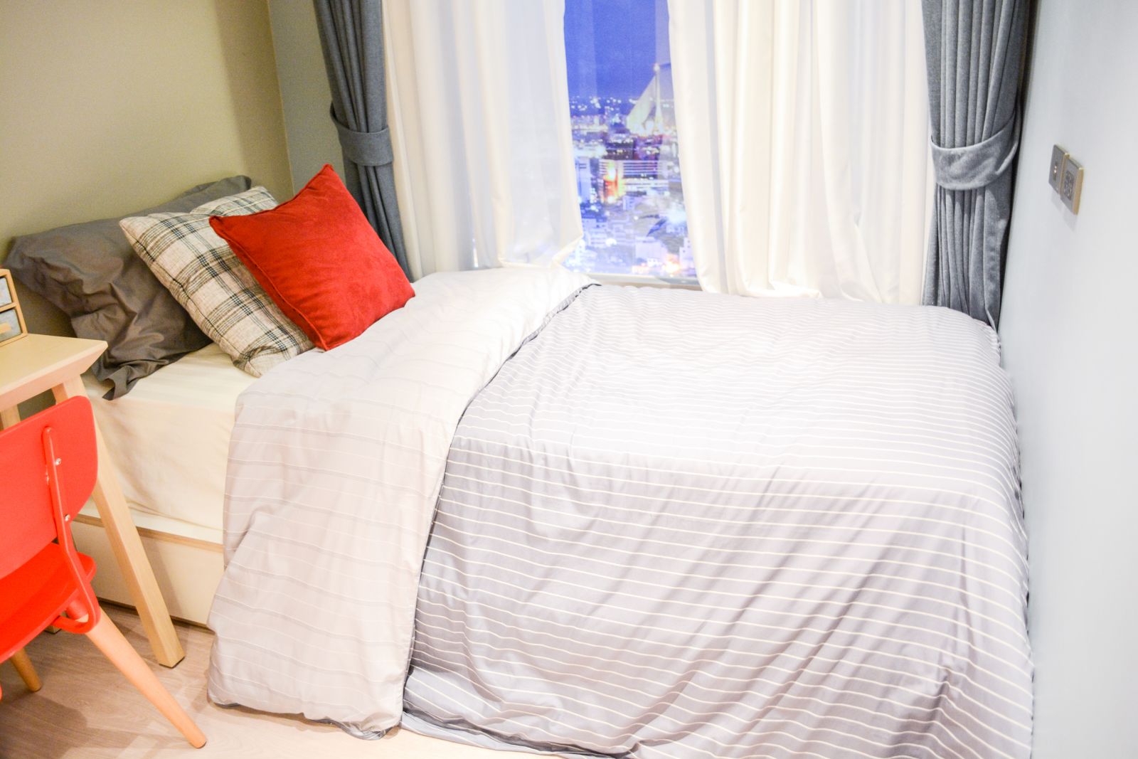 Estopolis-review-condo-The Posh-Twelve