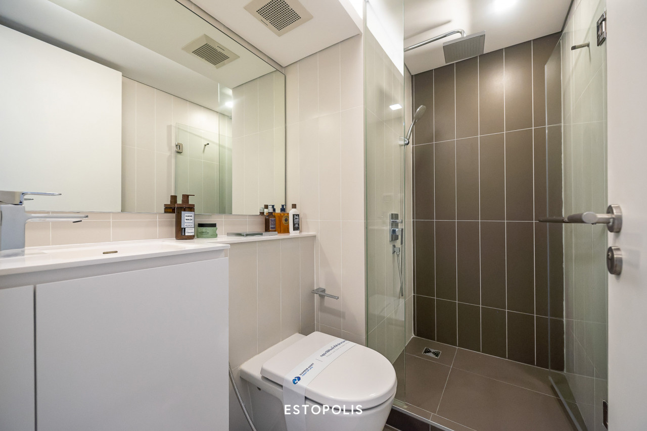 รามาดา พลาซา เรสซิเดนซ์ สุขุมวิท 48 Ramada Plaza Residence สุขุมวิท 48 คอนโดหรู โรงแรม ใกล้ BTS อ่อนนุช ที่พักวิวเมือง บริการระดับโรงแรม 5 ดาว
