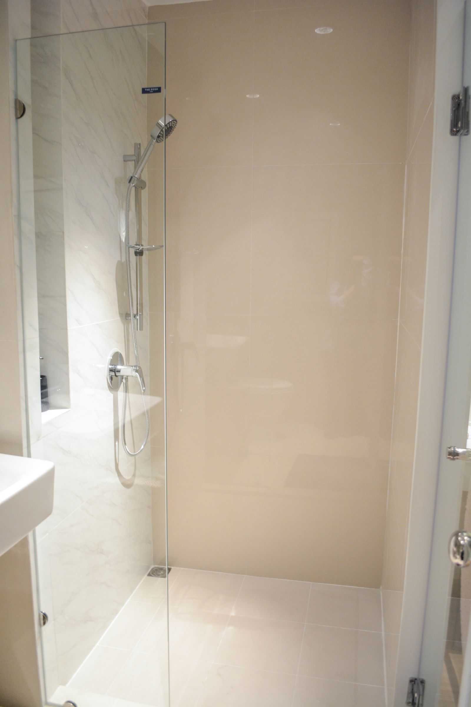 Estopolis-review-condo-The Posh-Twelve