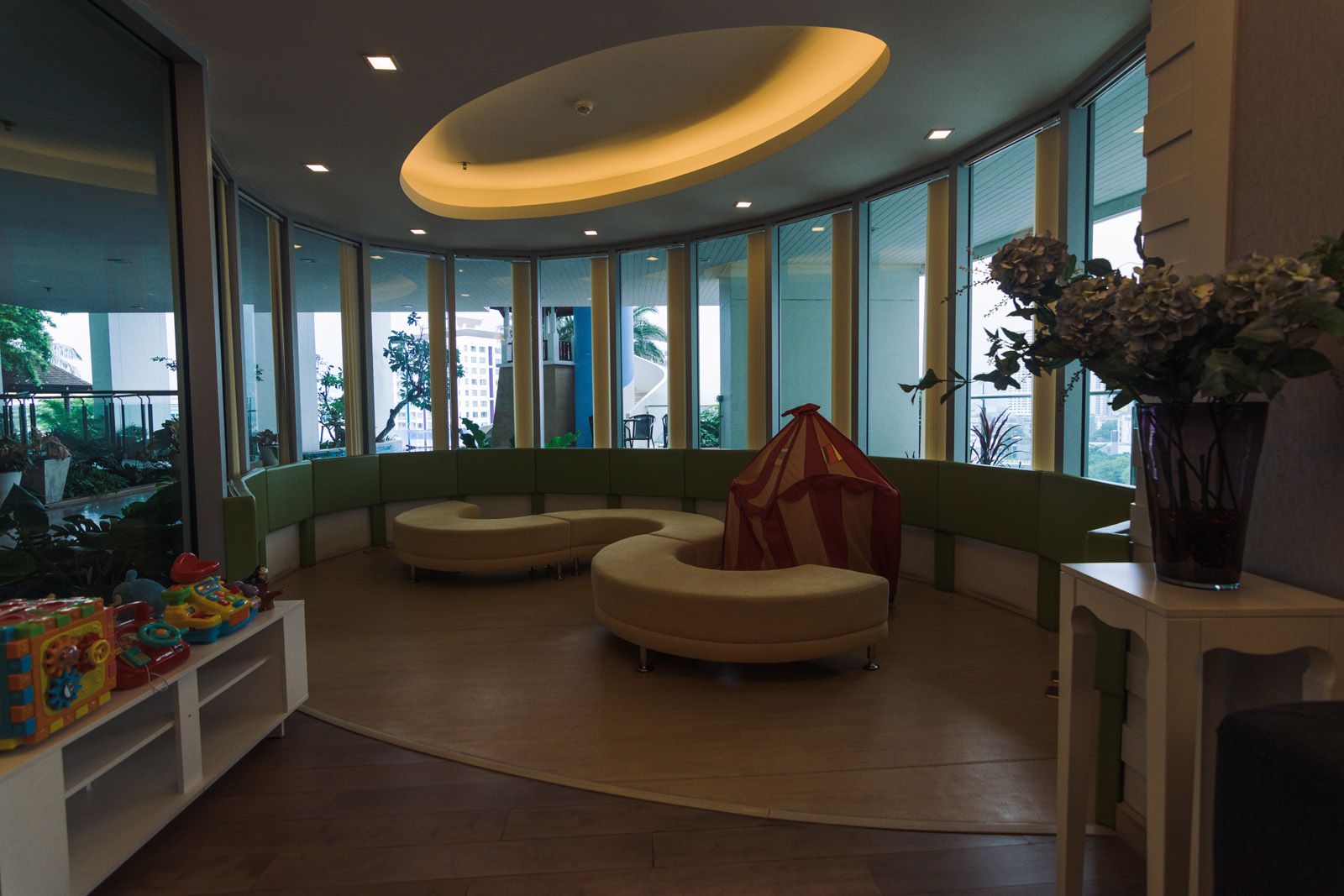 Estopolis-review-condo-Sky-Walk-รีวิวคอนโด-สกายวอล์ค-พระโขนง