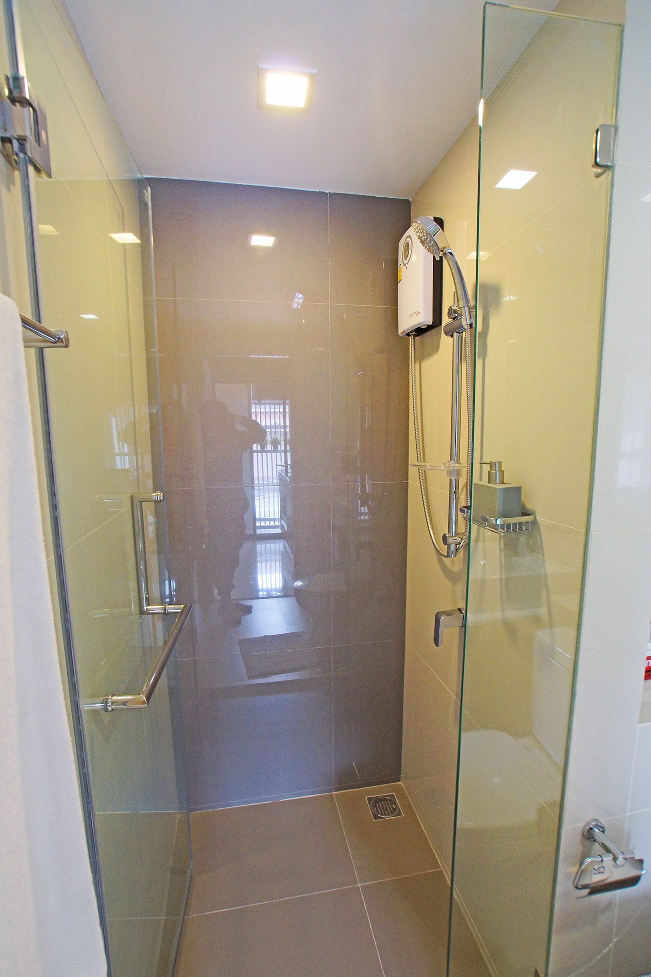 Estopolis-รีวิวคอนโด-review-condo-Moniiq-sukhumvit64-โมนีค-สุขุมวิท64