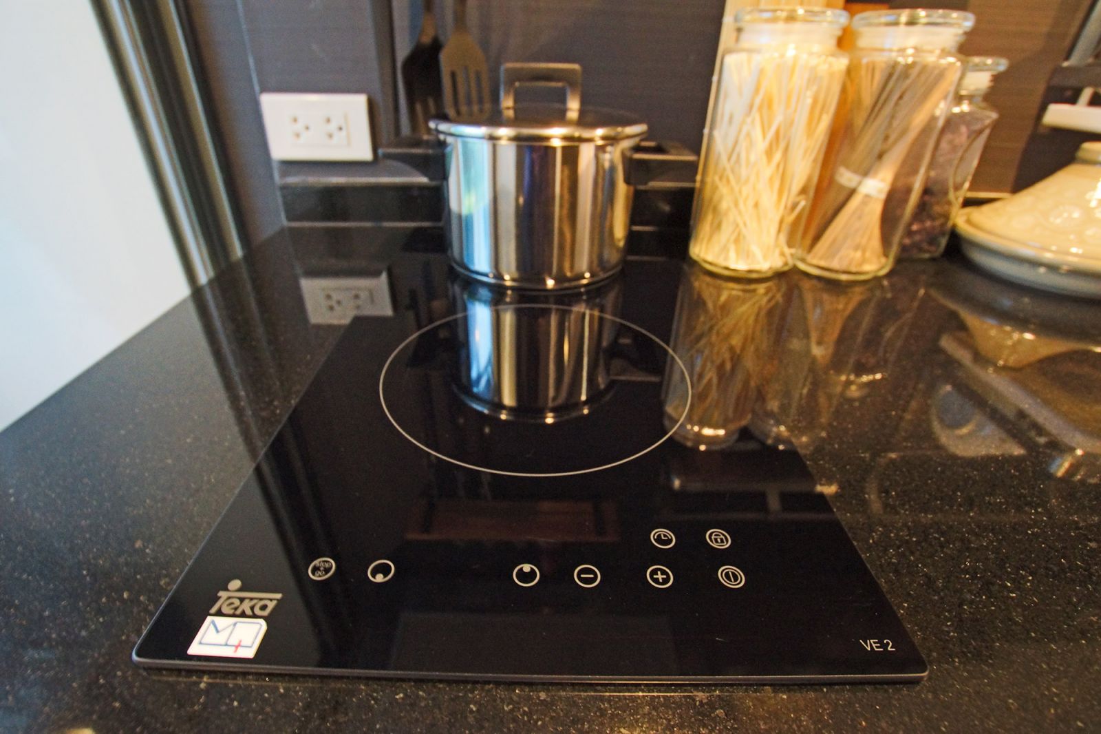 Estopolis-รีวิวคอนโด-review-condo-Moniiq-sukhumvit64-โมนีค-สุขุมวิท64