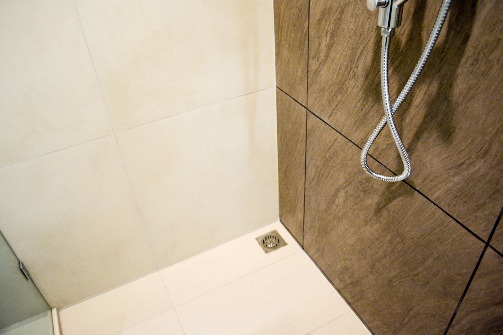 Estopolis-review-condo-The Posh-Twelve