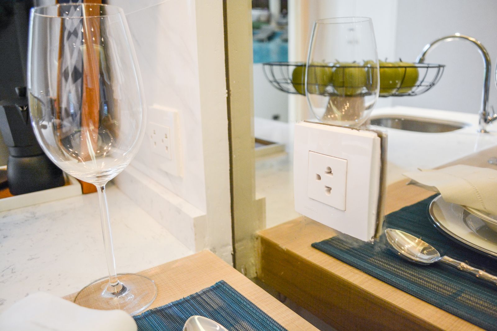 Estopolis-review-condo-The Posh-Twelve