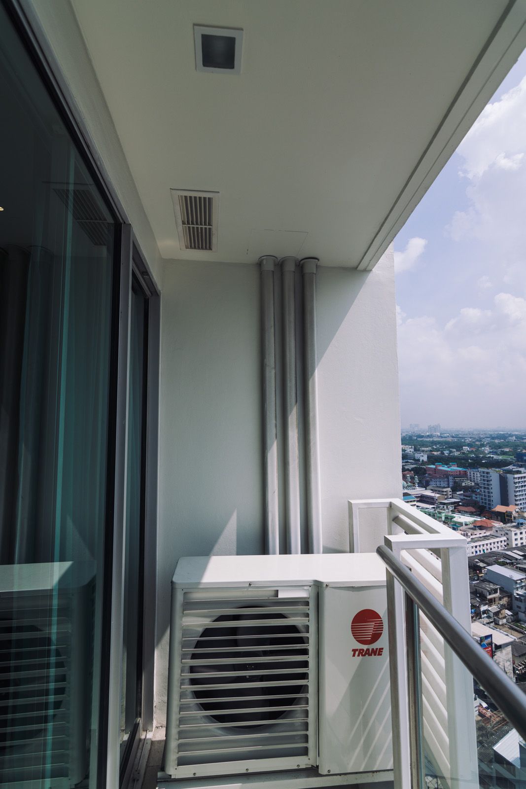 Estopolis-review-condo-Sky-Walk-รีวิวคอนโด-สกายวอล์ค-พระโขนง