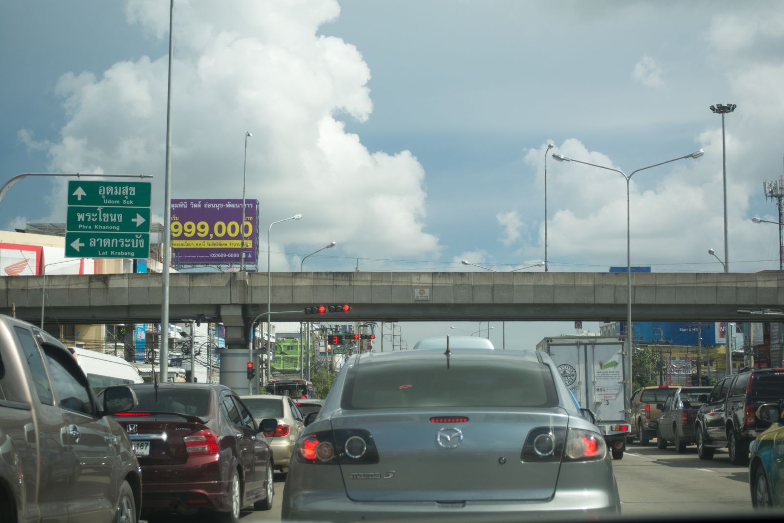 Estopolis-review-condo-The-Series-อุดมสุข