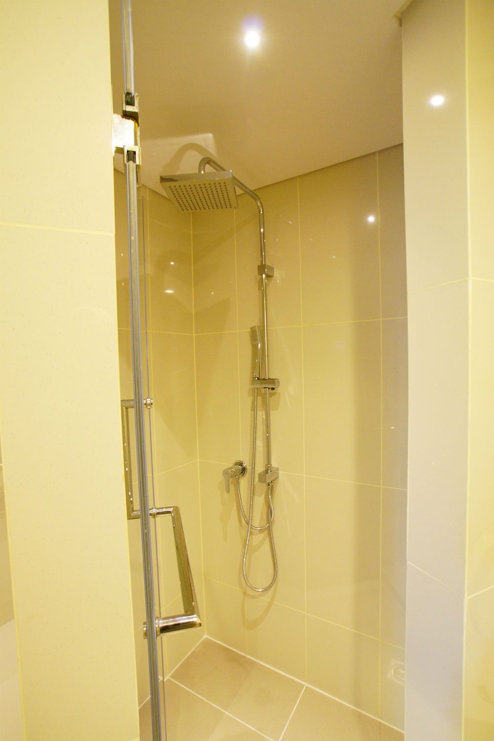 Estopolis-review-condo-siamese-นางลิ้นจี่