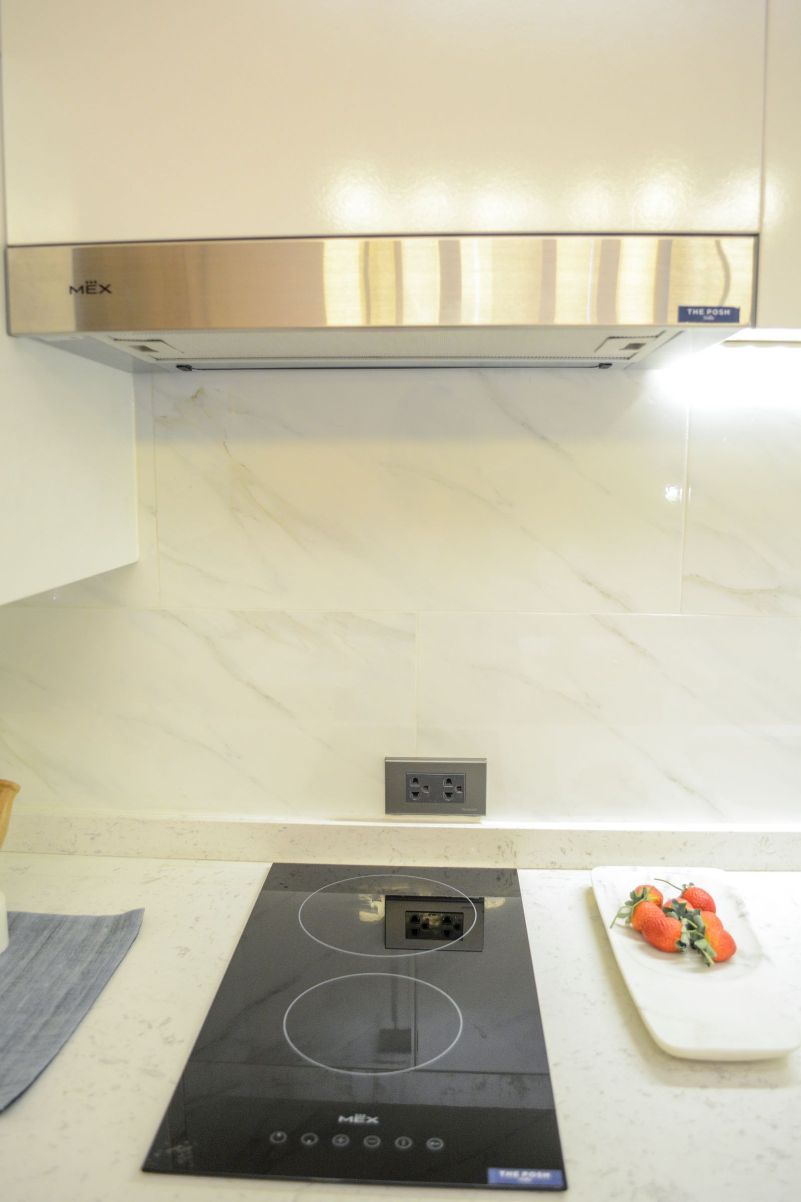 Estopolis-review-condo-The Posh-Twelve