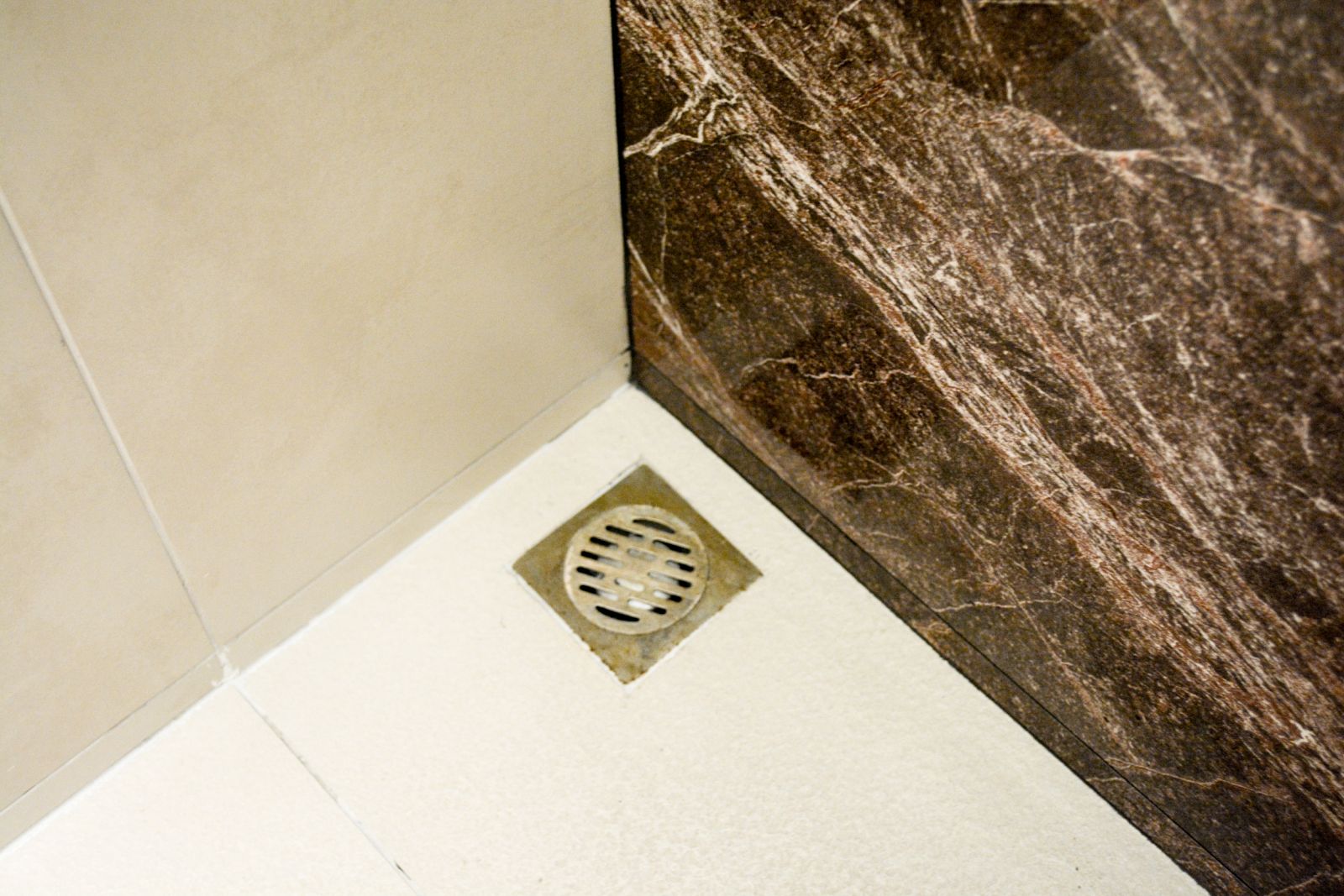 Estopolis-review-condo-The Posh-Twelve