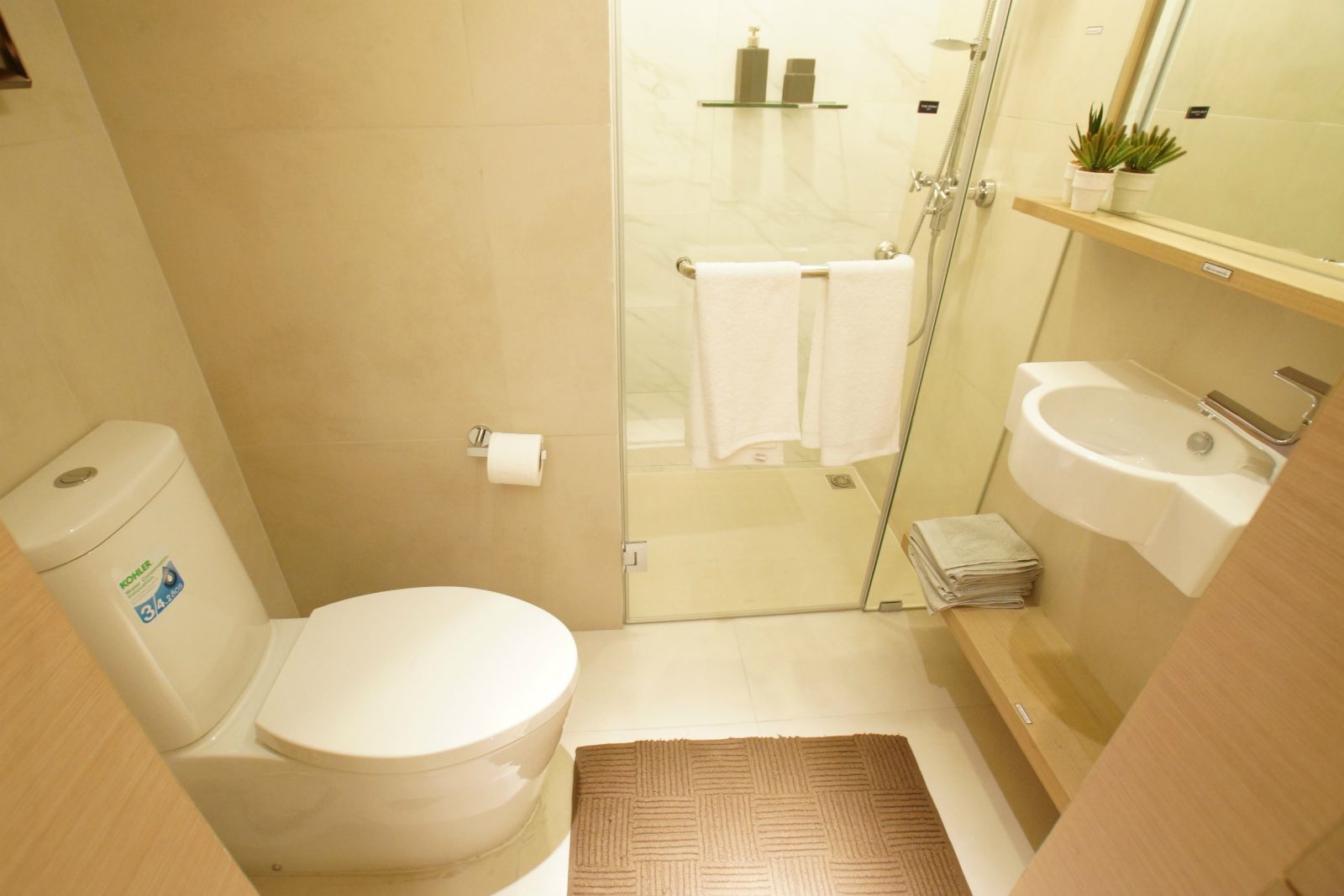 Estopolis-review-condo-The Posh-Twelve