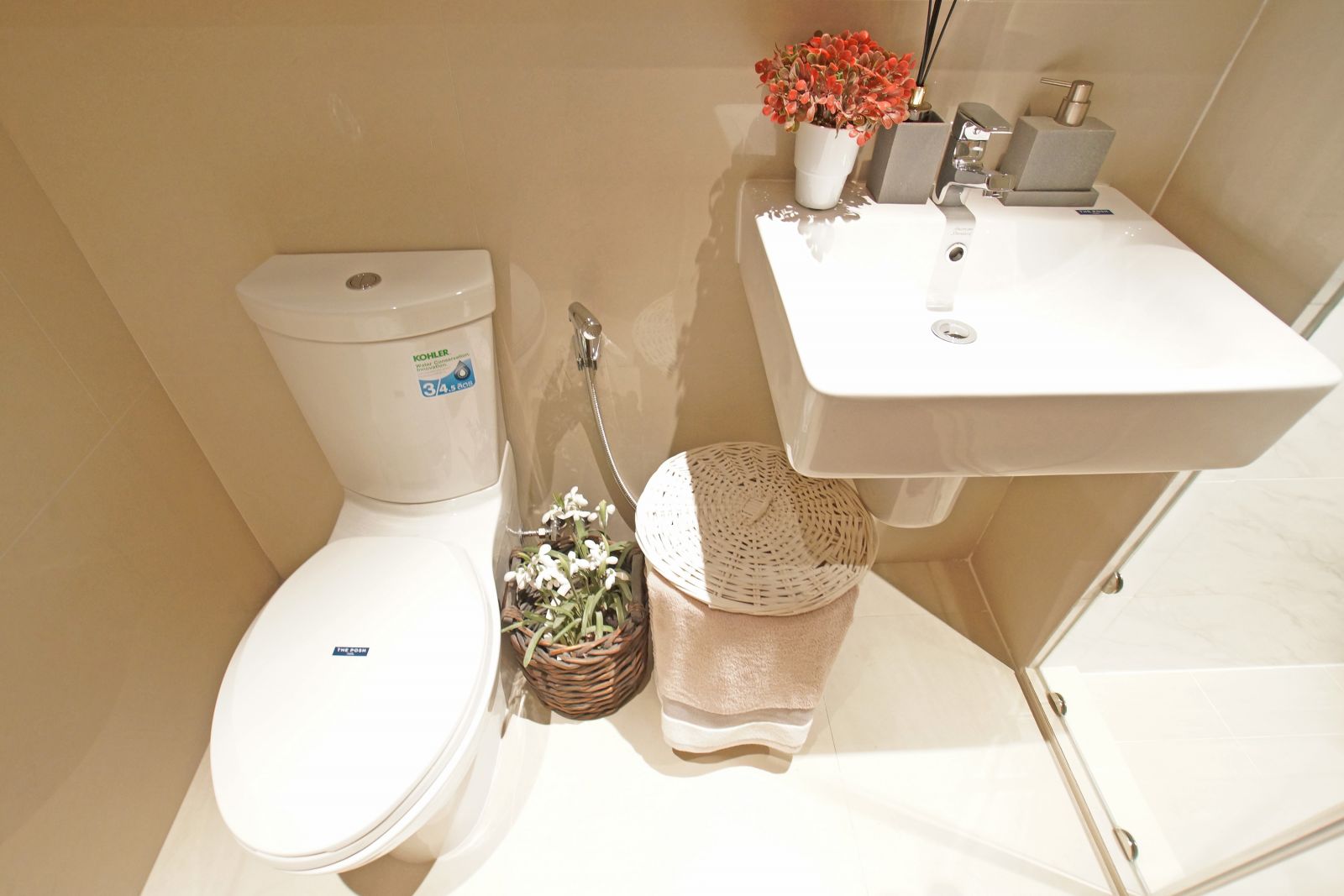 Estopolis-review-condo-The Posh-Twelve