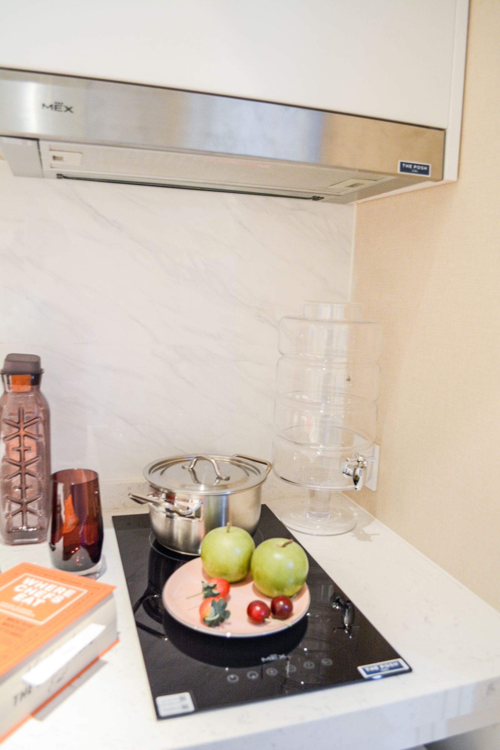 Estopolis-review-condo-The Posh-Twelve