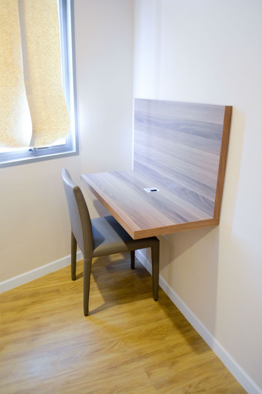 Estopolis-review-condo-siamese-นางลิ้นจี่