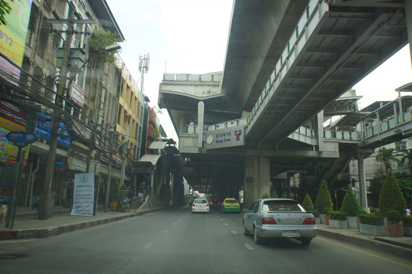 Estopolis-รีวิวคอนโด-review-condo-Moniiq-sukhumvit64-โมนีค-สุขุมวิท64