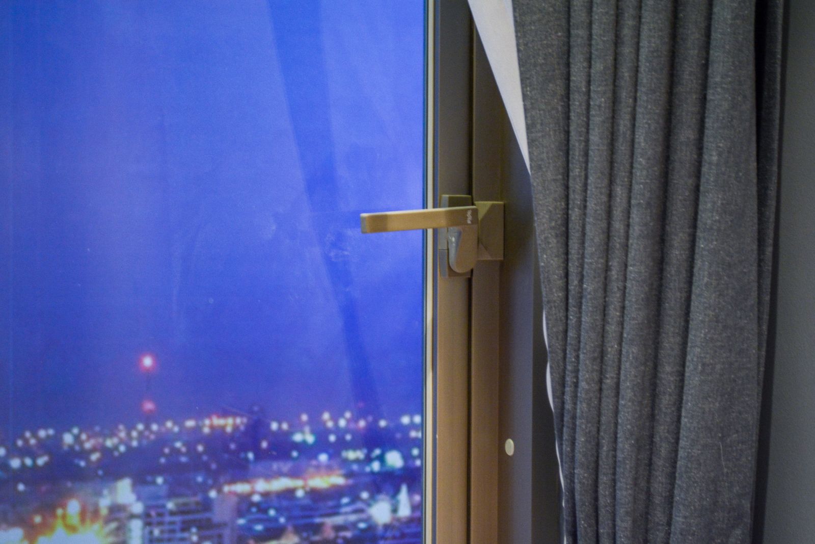 Estopolis-review-condo-The Posh-Twelve