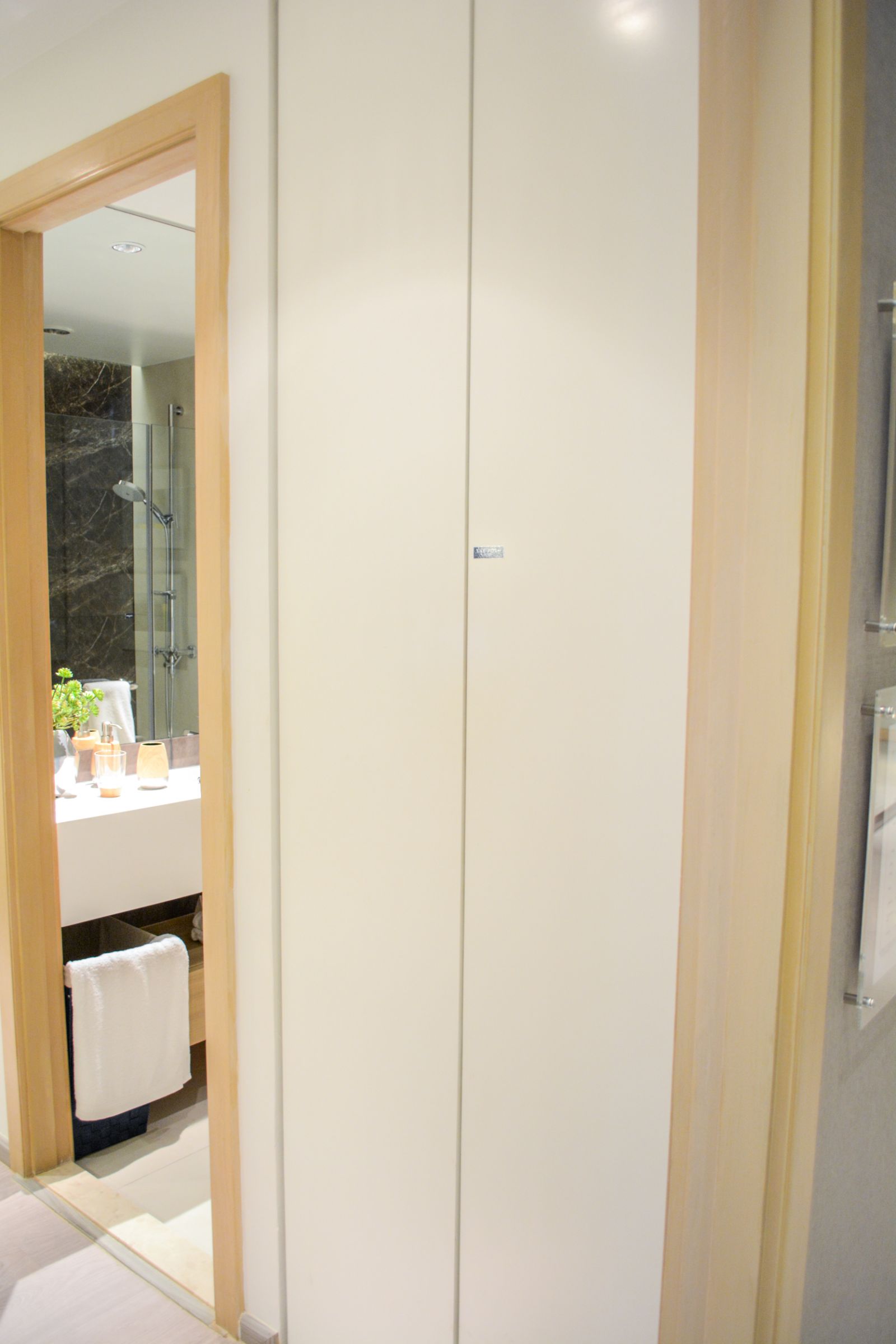 Estopolis-review-condo-The Posh-Twelve