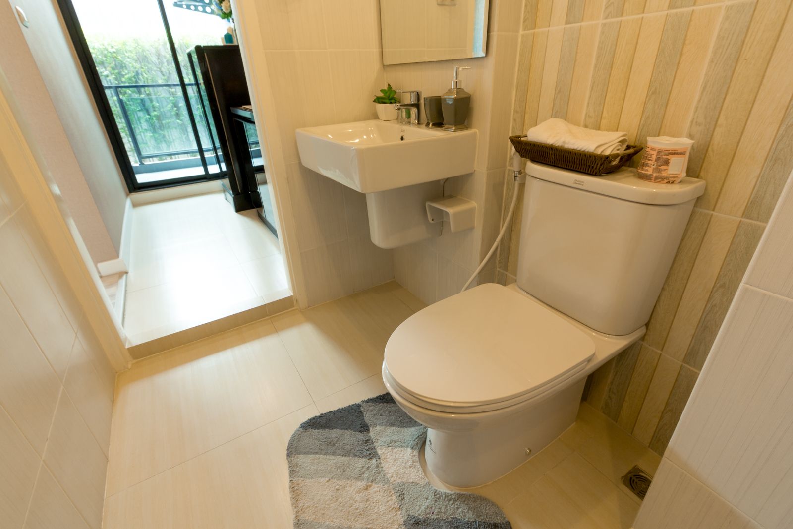 Estopolis-รีวิวคอนโด-review-condo-The-Cube-Prachauthit-เดอะ-คิวบ์-ประชาอุทิศ