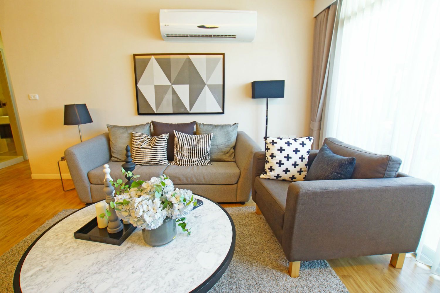 Estopolis-review-condo-siamese-นางลิ้นจี่