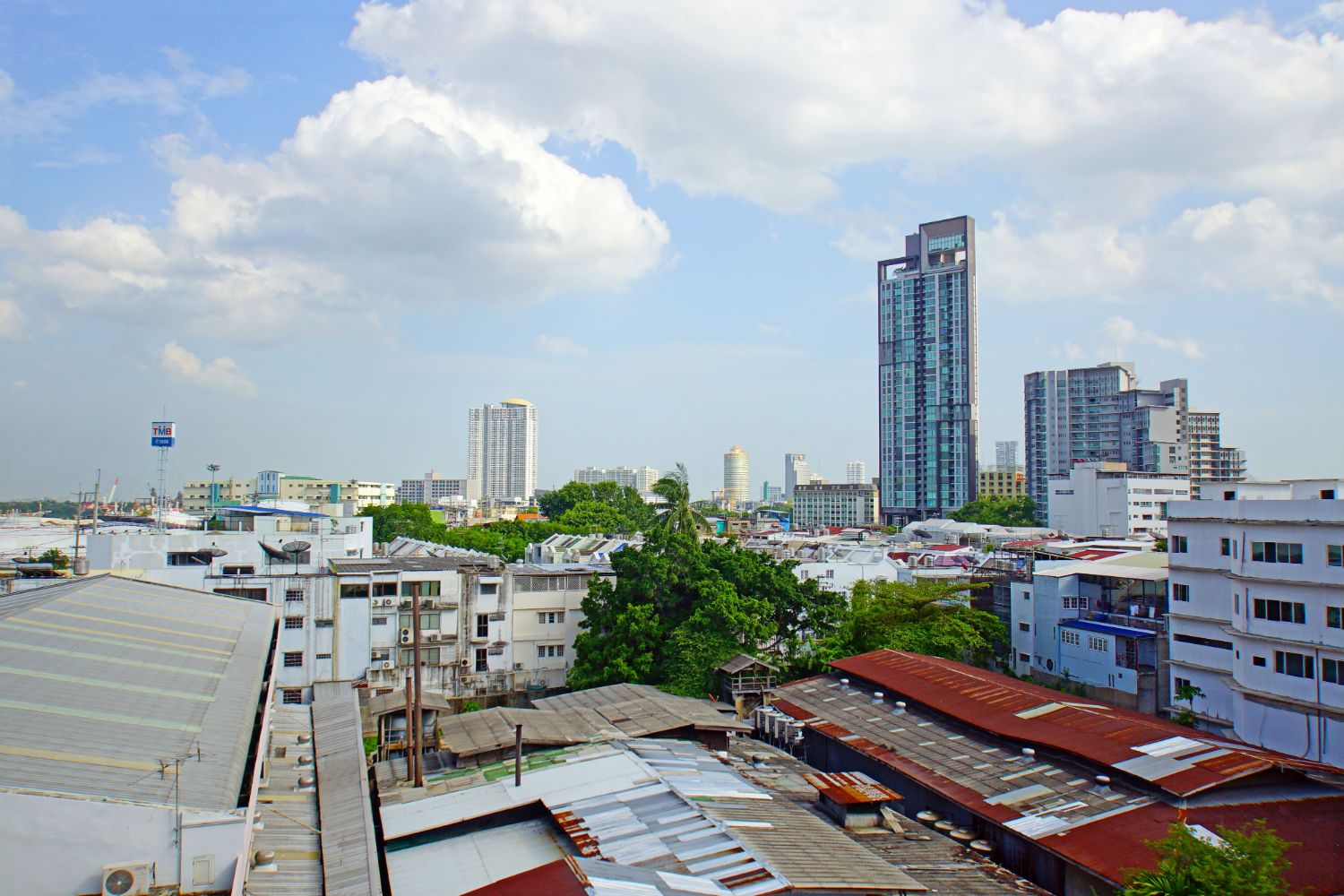 Estopolis-review-condo-siamese-นางลิ้นจี่